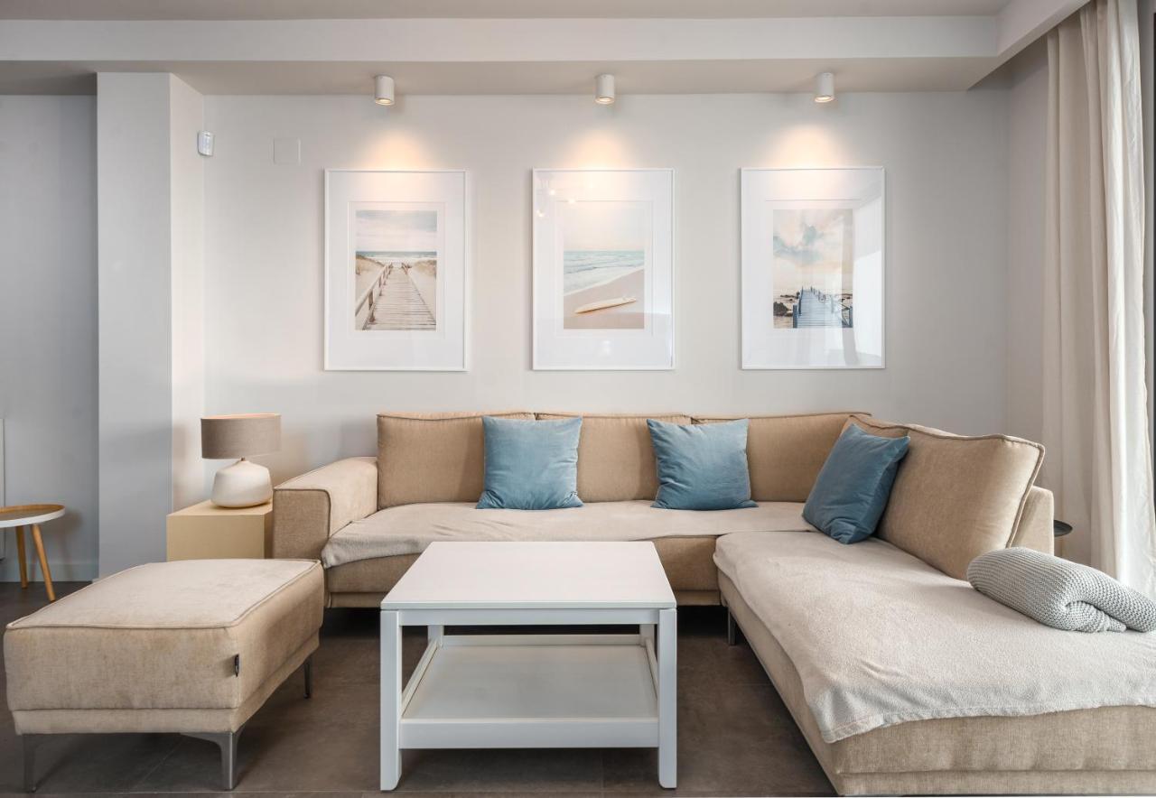 Luxurious Apartment With Sea Views Blue Suites B2-103 Manilva Bagian luar foto