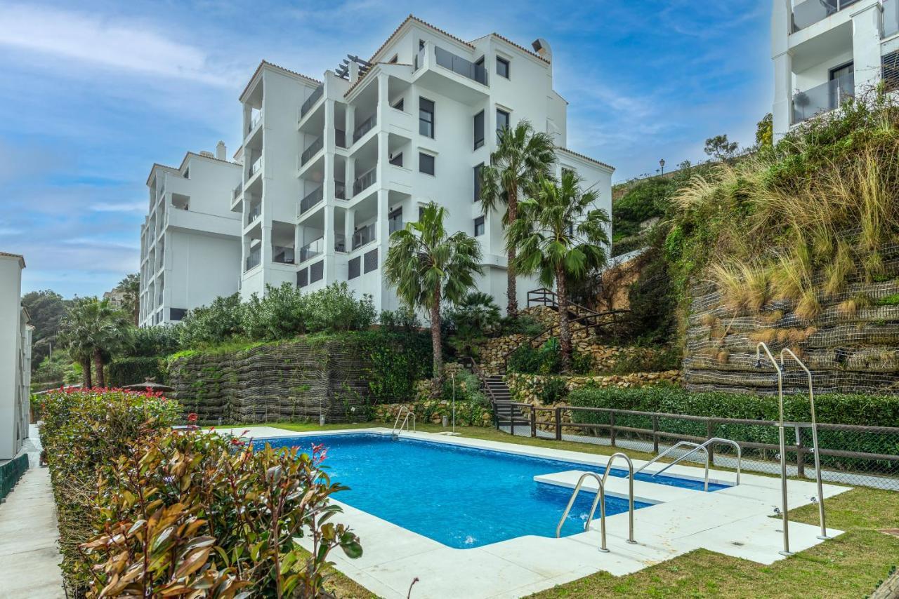 Luxurious Apartment With Sea Views Blue Suites B2-103 Manilva Bagian luar foto